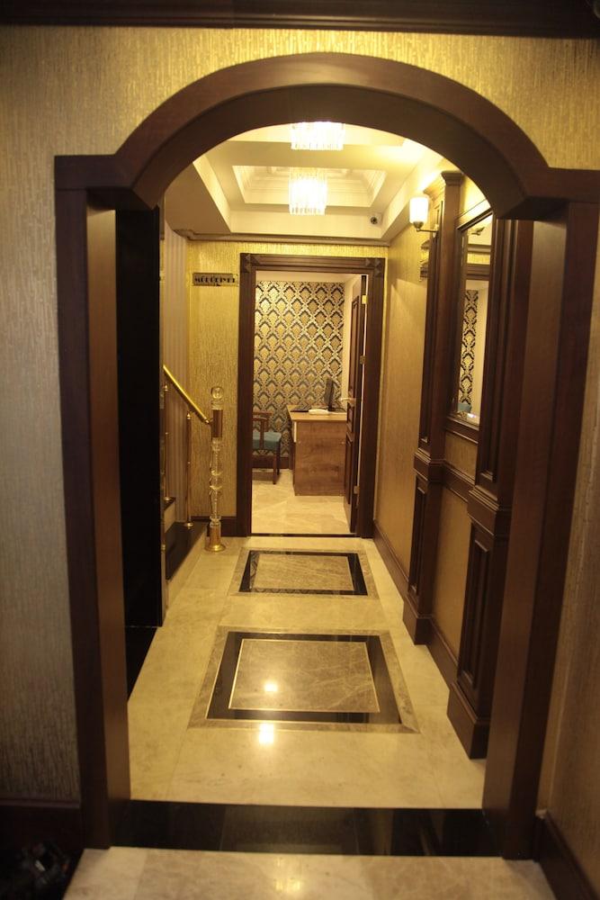 Golden Pen Hotel Istanboel